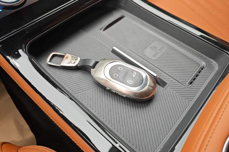 Used JETOUR Shanhai Shanhai L7 2024 1.5T 120 km MAX 7-Seater
