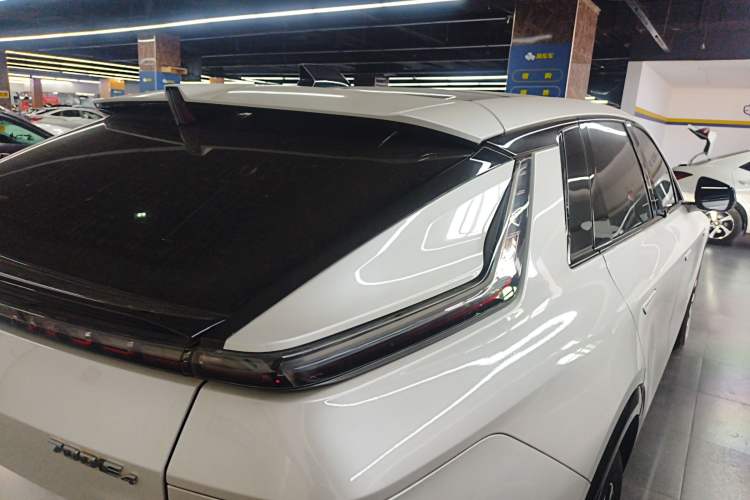 Used Cadillac LYRIQ 2022 Four-Wheel-Drive High-Performance Deluxe Edition
