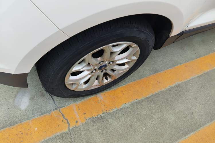 Used Ford EcoSport 2013 1.5L Automatic Prestige Model
