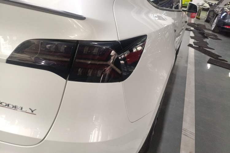 Used Tesla Model Y 2022 Performance High-Performance All-Wheel-Drive Version