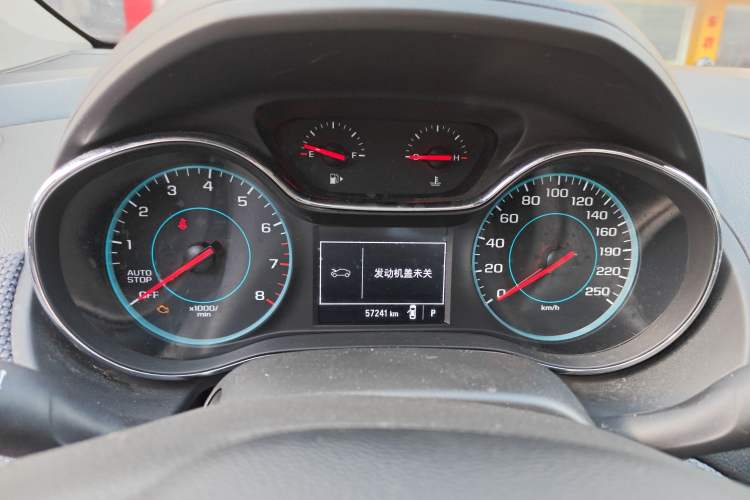 Used Chevrolet Cruze 2018 320 Automatic Pioneer Sunroof Edition
