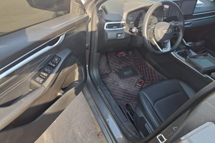 Used Geely Auto Emgrand 2025 4th Generation 1.5L CVT Longteng Edition