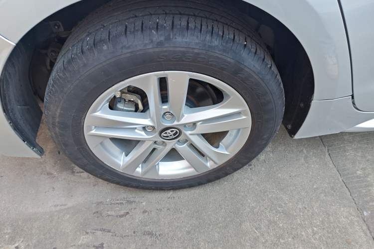 Used Toyota Levin 2022 Dual-Motor 1.8H E-CVT Leading Edition
