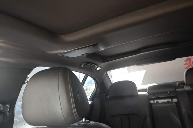 Used BMW 5 Series 2018 Facelifted 530Li xDrive M Sport Package
