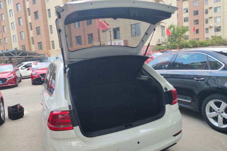 Used Volkswagen Santana 2017 Haval H6 1.6L Automatic Fashion Edition
