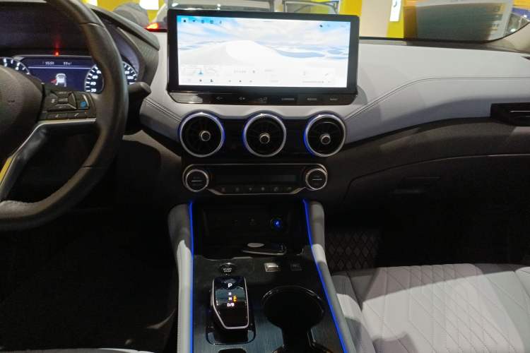 Used Nissan Sylphy 2023 Super Hybrid Electric Drive Ultra-Luxury Model