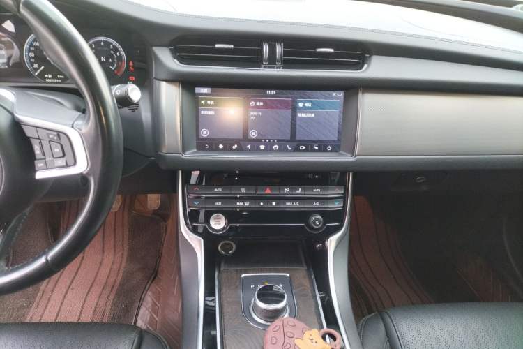 Used Jaguar XFL 2018 XFL 2.0T 250 PS Luxury Edition
