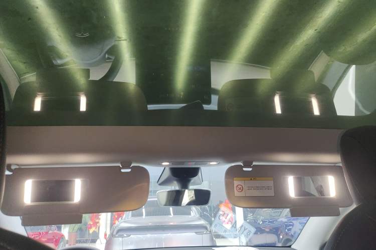 Used Tesla Model Y 2022 Long-Range All-Wheel-Drive Version