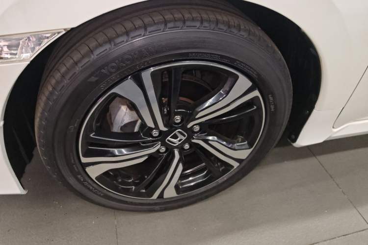 Used Honda Civic 2016 220TURBO CVT Prestige Edition
