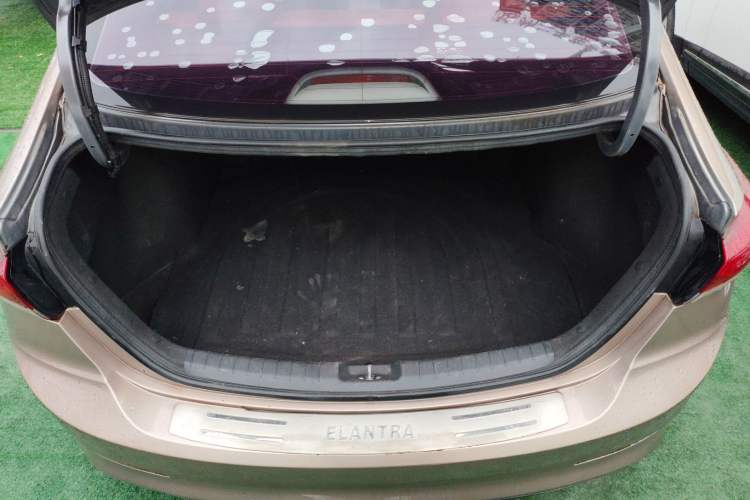 Used Hyundai Elantra 2016 1.6L Automatic ZhiXuan – Elite Version