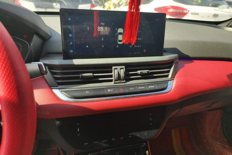 Used Dongfeng Aeolus Yixuan 2021 230T Automatic Zuiying Knight Edition
