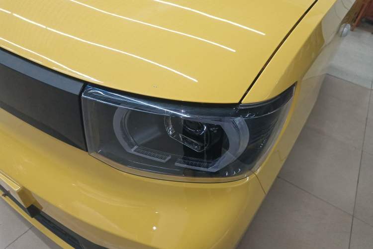 Used Wuling Hongguang MINIEV 2022 Macaron Premium Model – Lithium Iron Phosphate
