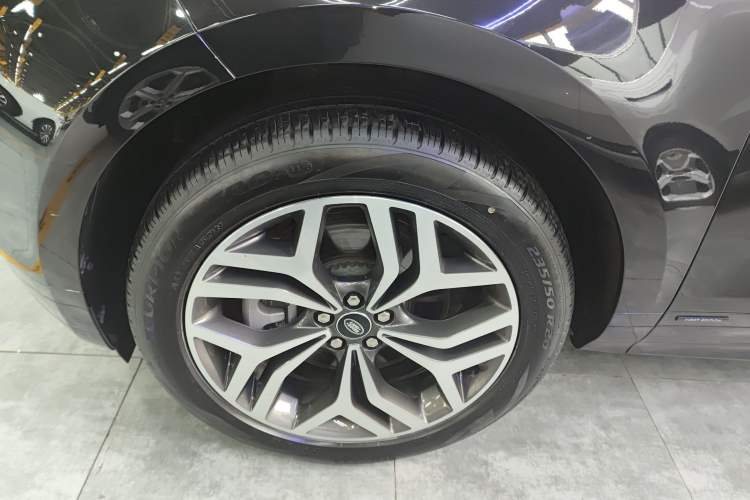 Used Land Rover Range Rover Evoque 2021 Range Rover Velar L 249PS R-Dynamic First Edition
