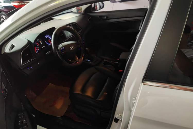 Used Hyundai Elantra 2018 1.4T Dual-Clutch Xuan Dong · Dynamic Edition