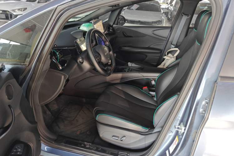 Used BYD Dolphin 2024 Honor Edition 420km Freedom Version
