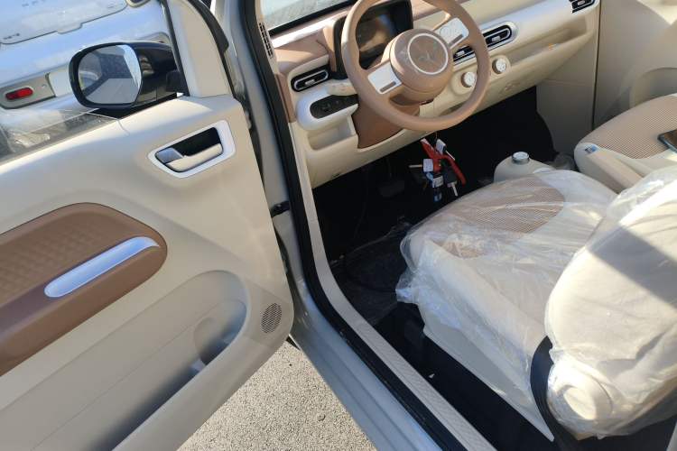 Used Wuling Hongguang MINIEV 2024 3rd Generation 215km Youth Edition