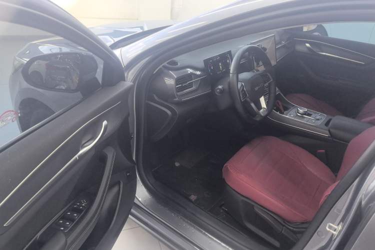 Used BYD Destroyer 05 2024 HONOR Edition DM-i 55KM Luxury Model
