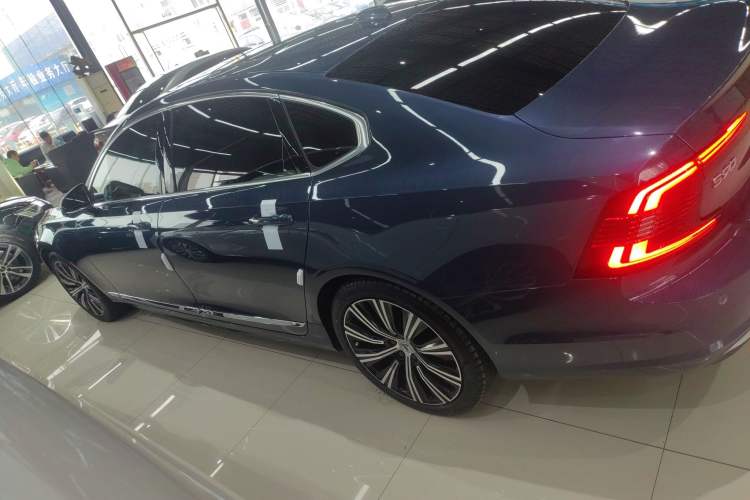 Used Volvo S90 2024 B5 Zhiyuan Luxury Edition