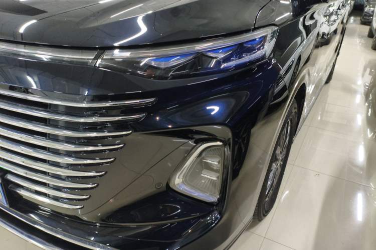 Used Bestune M9 2023 2.0T Ultimate Edition