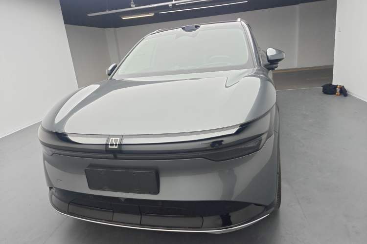 Used Zeekr 7X 2025 100 kWh Long-Range Rear-Wheel Drive with Intelligent Driving Features