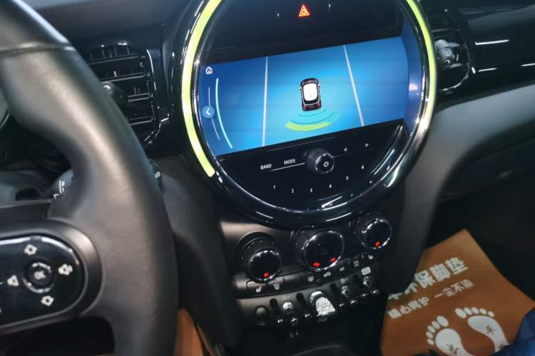 Used  MINI 2022 Updated 1.5T COOPER Classic Edition
