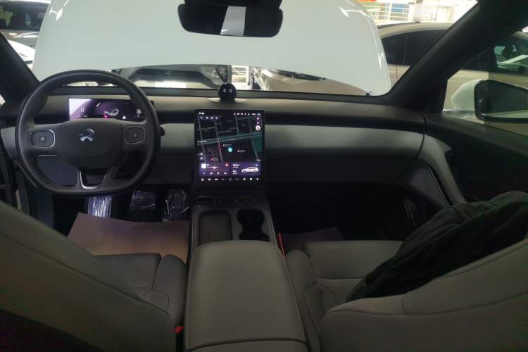 Used Nio ET5T 2023 75 kWh Touring