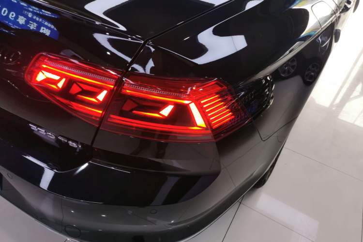 Used Volkswagen Magotan 2020 330TSI DSG Luxury Edition