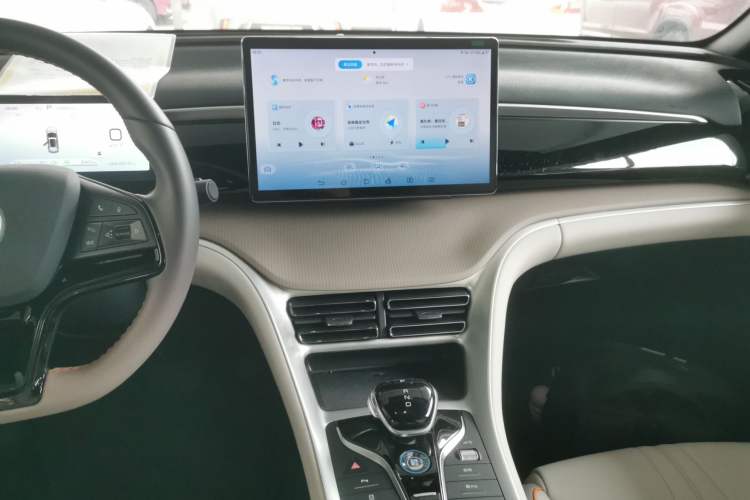 Used BYD Song Pro New Energy 2023 Champion Edition DM-i 110KM Beyond Model
