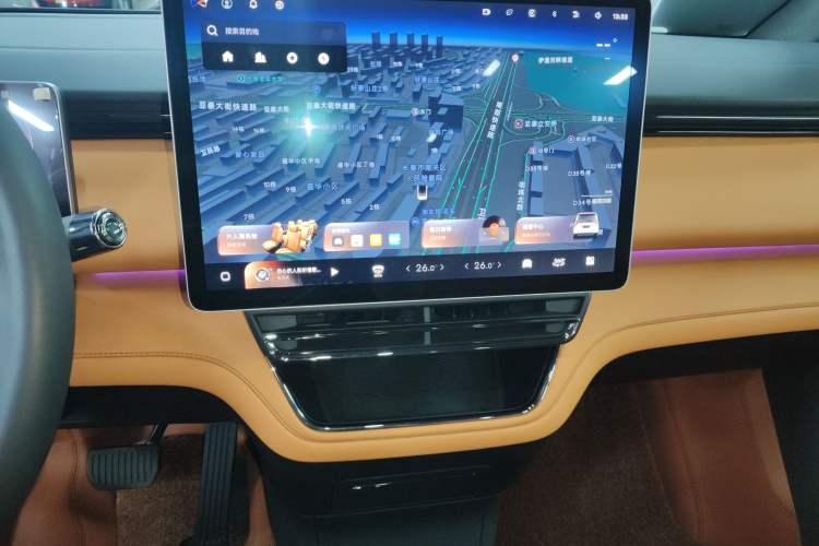 Used  LEVC L380 2024 140-Degree 6-Seater All-Wheel-Drive Ultra
