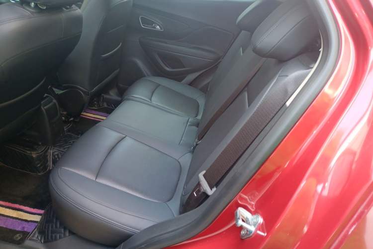 Used Buick Encore 2015 1.4T Automatic Two-Wheel Drive Urban Elite Version
