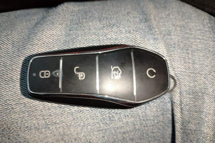 Used BYD Han L 2025 DM-p Four-Wheel-Drive LiDAR Flagship Model
