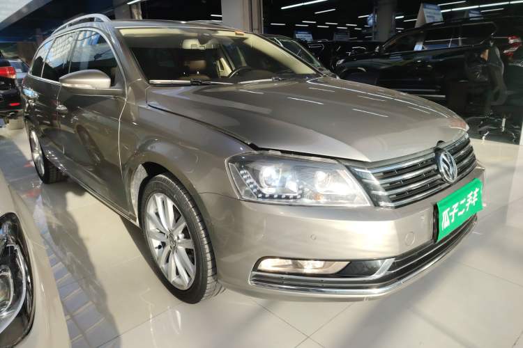 Used Volkswagen Magotan 2012 Travel Edition 2.0 TSI Comfort Version