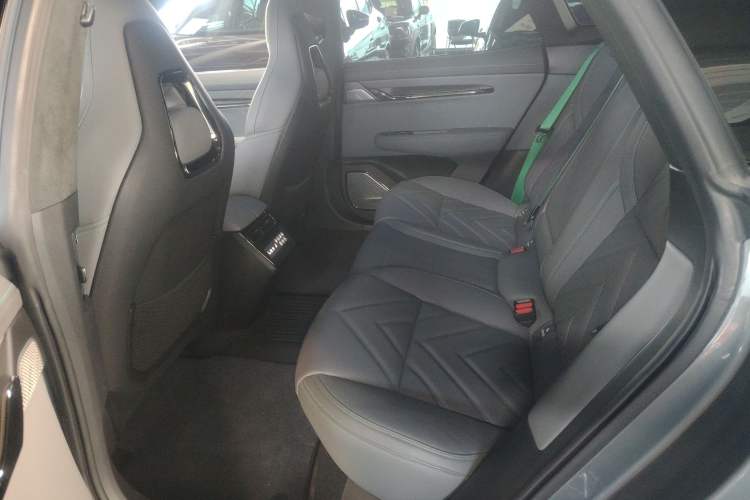 Used Zeekr 001 2021 Ultra-Long Range Dual-Motor YOU Version
