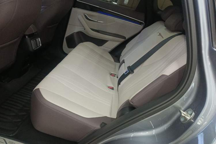 Used BYD Song PLUS New Energy 2025 EV Smart Drive Edition 605km Flagship Model
