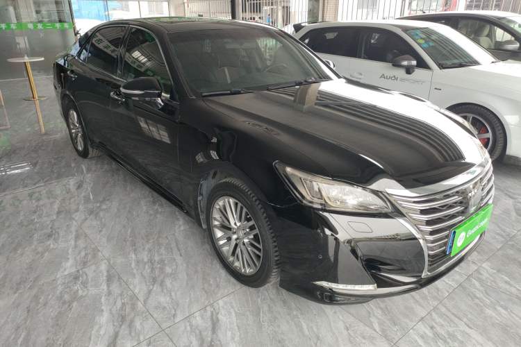 Used Toyota Crown 2017 2.0T Sport Edition

