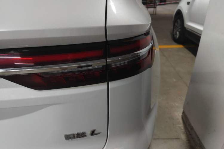 Used Geely Auto Monjaro L 2021 2.0TD DCT EVO Two-Wheel Drive Smart Luxury Version
