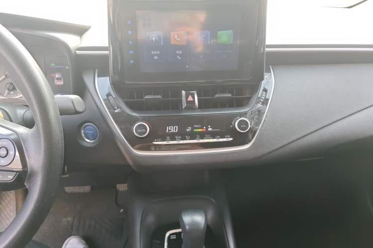 Used Toyota Corolla 2022 Dual-Motor 1.8L E-CVT Pioneer Edition
