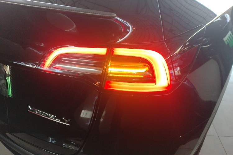 Used Tesla Model Y 2021 Performance High-Performance All-Wheel-Drive Version
