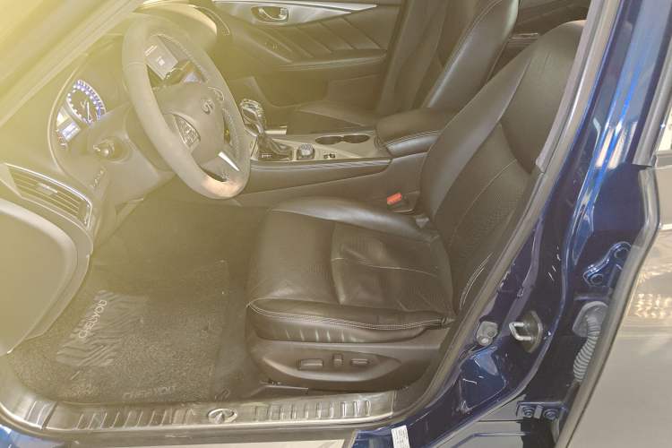 Used Infiniti Q50L 2015 2.0T Enjoyment Edition
