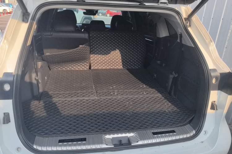 Used Toyota Highlander 2022 Dual-Engine 2.5L Four-Wheel Drive Prestige Version 7 Seats