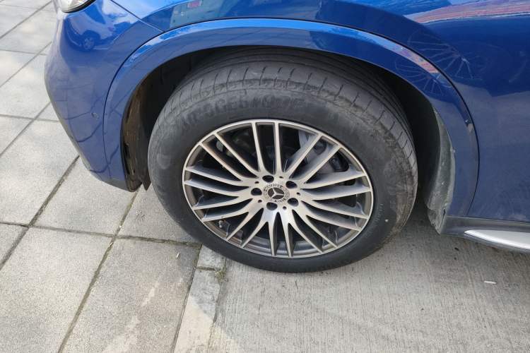 Used Mercedes-Benz GLC 2023 GLC 300 L 4MATIC Dynamic 7-Seater
