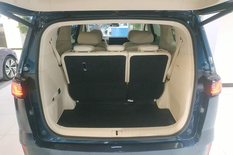 Used VOYAH Dream 2025 PHEV Four-Wheel-Drive Flagship Kunpeng Edition