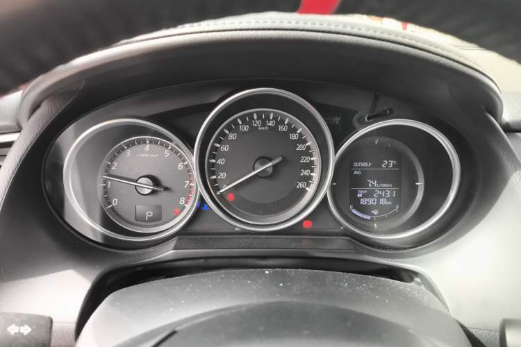 Used Mazda Atenza 2017 2.0L Blue Sky Luxury Edition