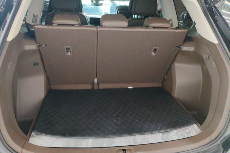 Used Volkswagen Viloran 2023 Revised 380TSI Prestige Edition