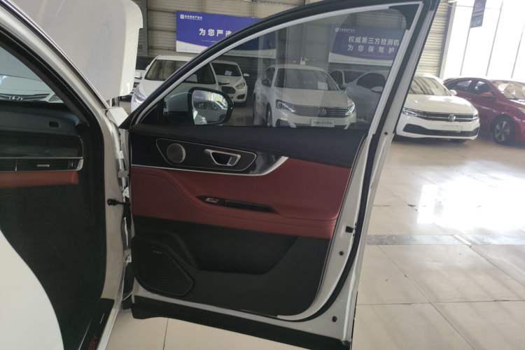 Used Chery Tiggo 7 PLUS 2023 1.6 TGDI DCT Luxury Model
