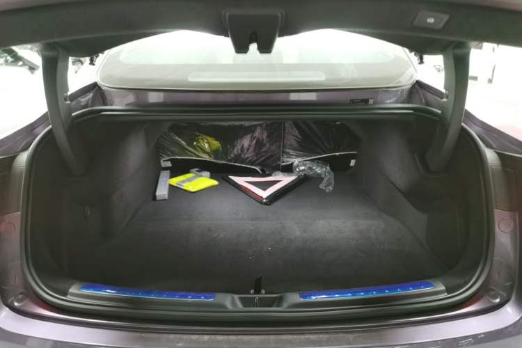 Used Hima Luxeed S7 2024 Pro Model
