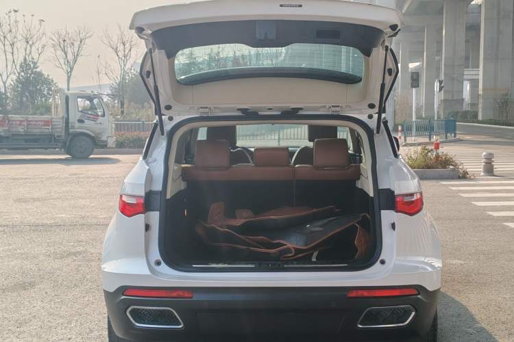 Used Zotye T700 2017 1.8T Dual-Clutch Luxury Model