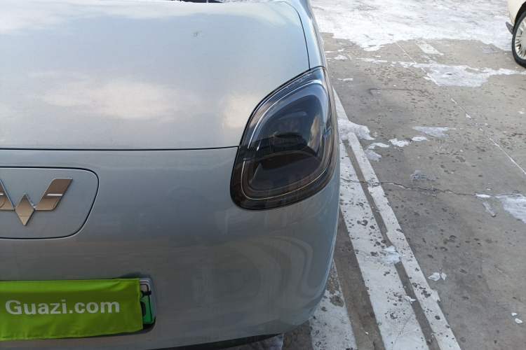 Used Wuling Hongguang MINIEV 2025 Four-Door Version Advanced Edition
