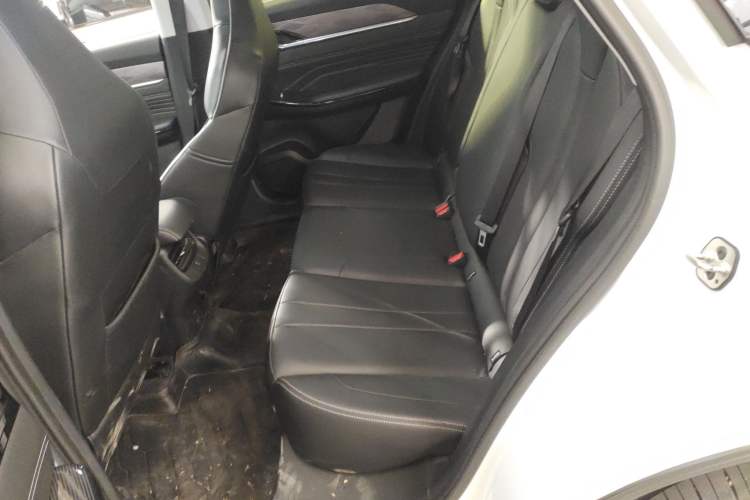 Used Dongfeng Aeolus Mage 2023 DH-i 1.5T Luxury Edition
