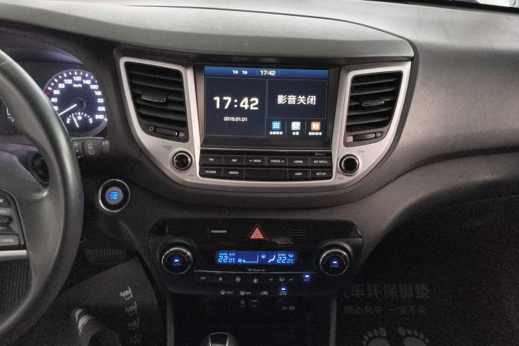 Used Hyundai Tucson 2018 1.6T Dual-Clutch Two-Wheel Drive 15th Anniversary Special Edition